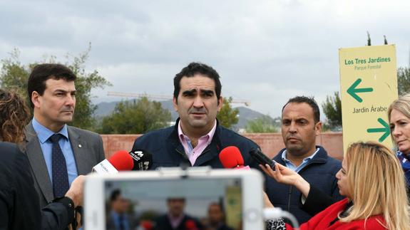 El PP culpa al Ayuntamiento y a la Junta del estado del parque de los Tres Jardines