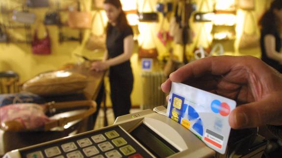 Condenan por usura a un banco en Málaga por aplicar un interés del 27% a una tarjeta
