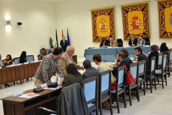 El pleno aprueba un presupuesto final con 870.000 euros de superávit