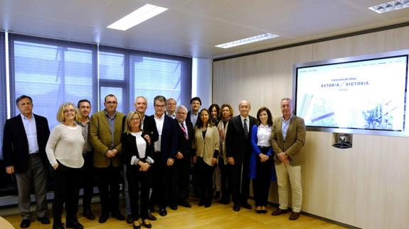 El jurado del concurso de ideas para el Astoria analiza las 72 propuestas