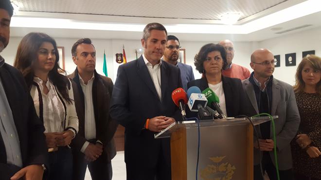 El alcalde de Mijas comparece: «Voy a exigir que el PP aparte a Ángel Nozal de la vida pública»