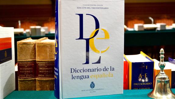 ¿De dónde viene la frase hecha 'irse de picos pardos'?
