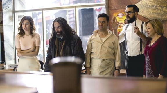 Crítica urgente: 'El bar', de Álex De la Iglesia