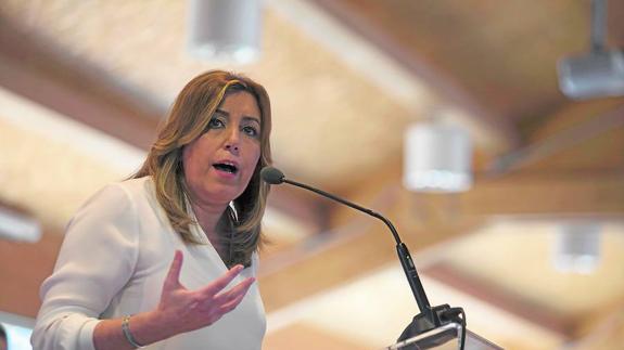 Susana Díaz apela a la unidad "entre compañeros" antes de las primarias