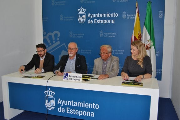 Estepona busca a través de un concurso la urbanización mejor decorada del municipio