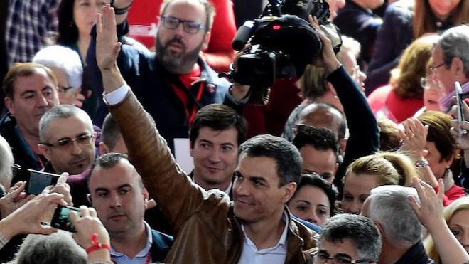 Pedro Sánchez llama a elegir entre un partido «del siglo XX» o el de «la militancia»