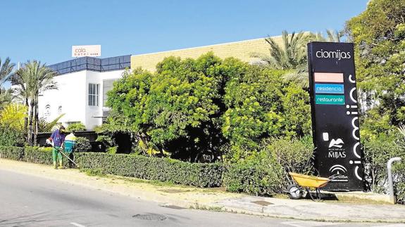 Los trabajadores del CIO Mijas, que llevan 31 meses sin cobrar, piden que se ejecute la sentencia