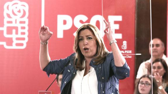 Susana Díaz acusa a Rajoy de «maltrato brutal» a Andalucía por el recorte de inversiones