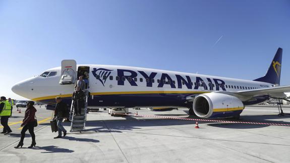 Ryanair programa cincuenta rutas desde Málaga para el próximo invierno