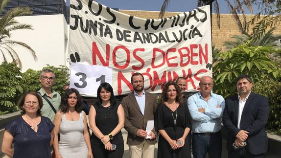 Trabajadores del CIOMijas cargan contra la Junta, que no les paga «porque no quiere»