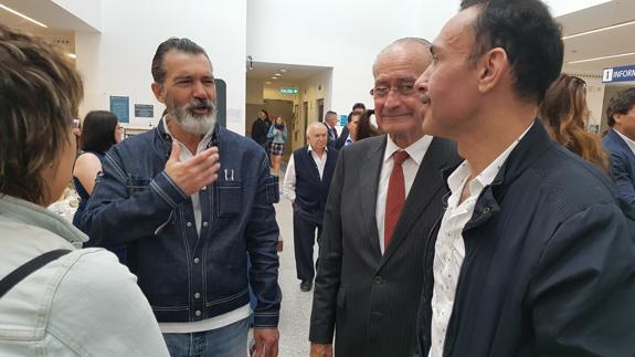 De la Torre se reúne con Antonio Banderas para abordar el proyecto del Astoria