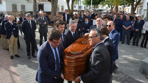La Junta de Andalucía condena lo ocurrido en el entierro de Utrera Molina y avisa al Gobierno del incumplimiento de ley