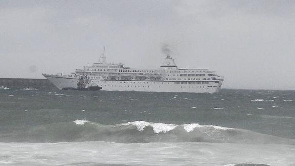 El temporal deja más de cien litros en la provincia y nuevos daños en las playas