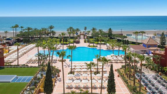 Iberostar invierte seis millones de euros en renovar el hotel de Torrox-Costa