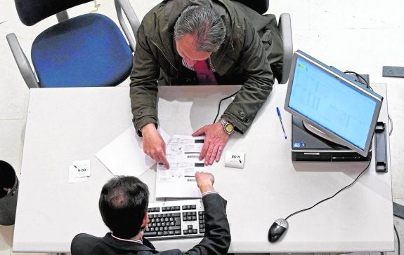 La morosidad pública y privada desciende pero sigue asfixiando a pymes y autónomos