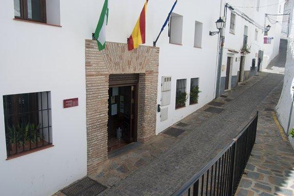Casares oferta 50 becas formativas para trabajar en el Ayuntamiento