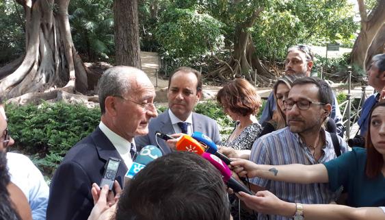 De la Torre: «Con o sin Banderas, nuestra obligación es que el proyecto salga adelante»