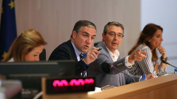 Bendodo pide a Banderas que reconsidere su renuncia al proyecto del Astoria