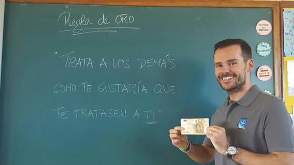 La lección sobre el bullying de un profesor con un billete de 50 euros