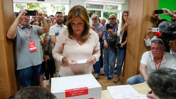 El varapalo de las primarias debilita a Susana Díaz también en Andalucía