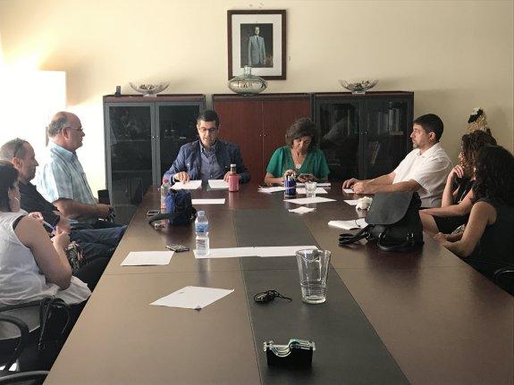 La Junta asegura que pagará las nóminas atrasadas del CIO si hay sentencia judicial