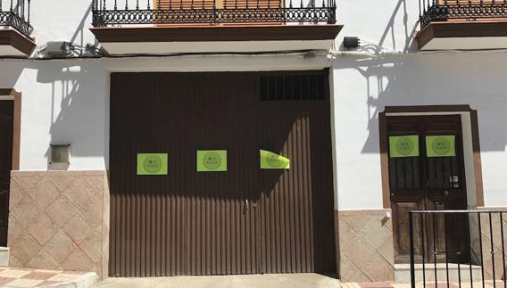 Paralizan el desalojo de una mujer con tres hijos para llegar a un acuerdo de alquiler social en Álora