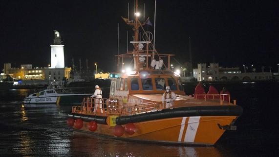 Rescatada por patrulleras marroquíes la patera con 32 personas a bordo