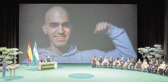 El movimiento vecinal rendirá homenaje a Pablo Ráez durante la feria