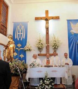 El obispo emérito de Málaga preside la misa en Palmones | Diario Sur