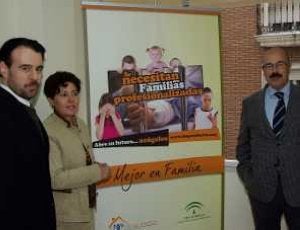 Las familias de acogida evitan que 900 niños vivan internos en centros