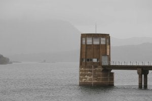 Las lluvias obligan a los primeros desembalses en las presas