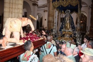 El Mayor Dolor llega hasta la Alameda acompañado por los legionarios