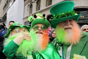 San Patricio pone verde al mundo
